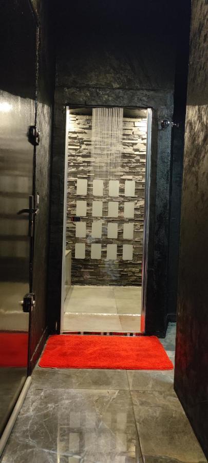 غرونوبل Loft Romantique Hammam Spa Privatif Playroom المظهر الخارجي الصورة