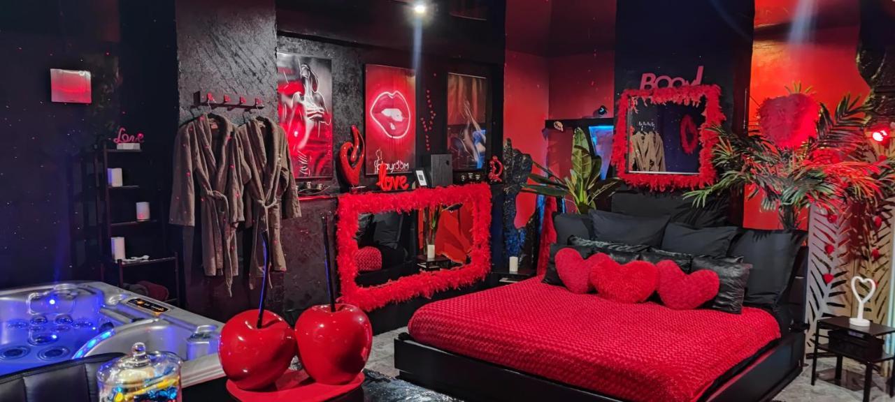 غرونوبل Loft Romantique Hammam Spa Privatif Playroom المظهر الخارجي الصورة