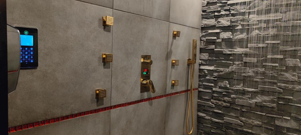 غرونوبل Loft Romantique Hammam Spa Privatif Playroom المظهر الخارجي الصورة